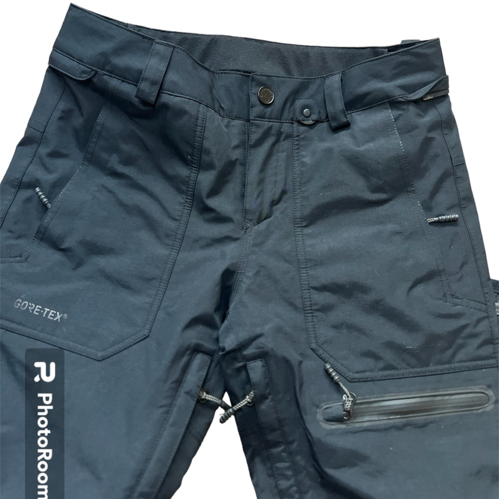 VOLCOM snowboard pants Small